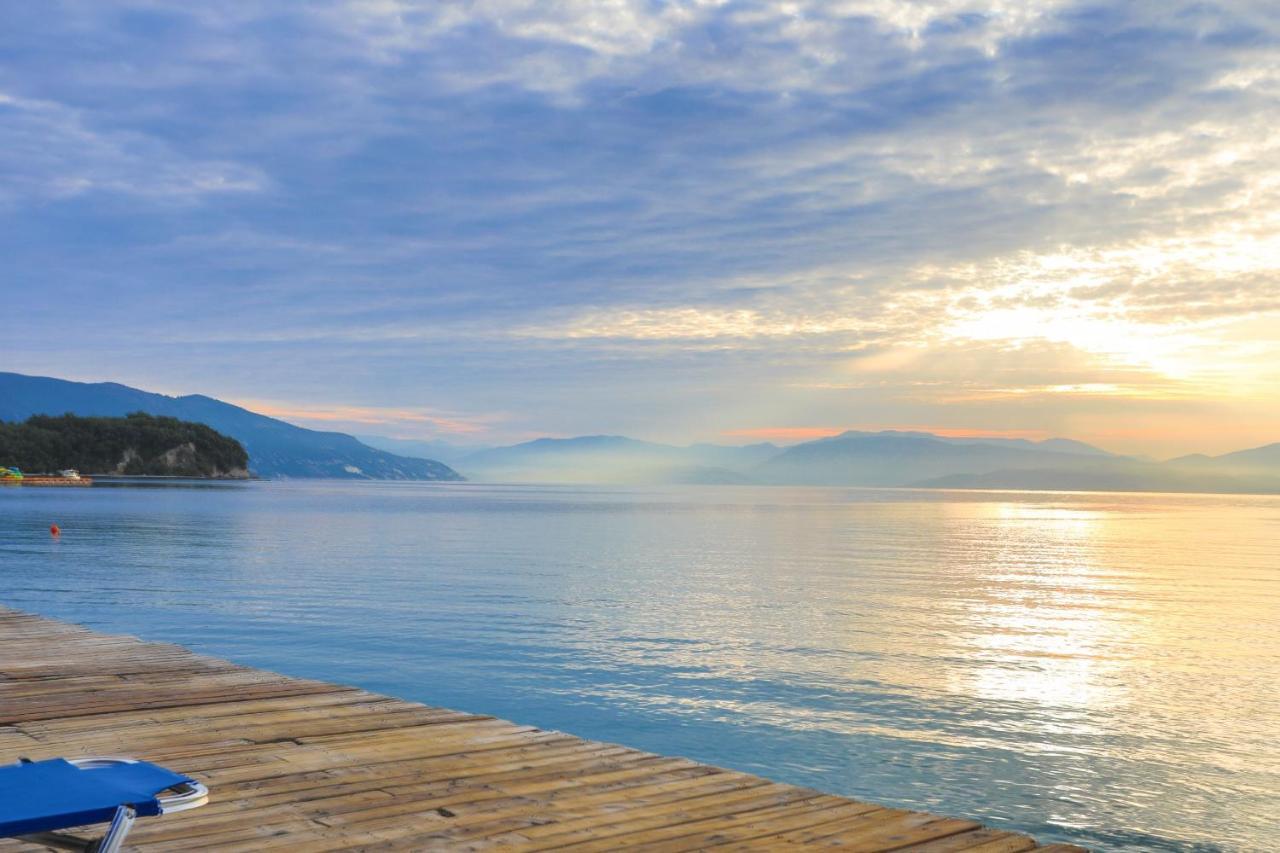 Senses Suites Dassia  Buitenkant foto