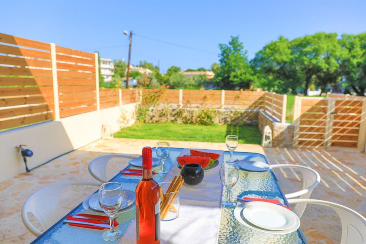 Senses Suites Dassia  Buitenkant foto